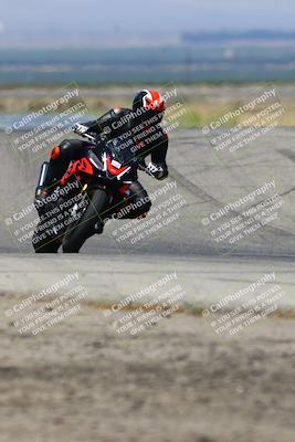 media/Jun-14-2025-Lets Ride (Sat) [[c36d48699a]]/B Group/1120am (Grapevine)/